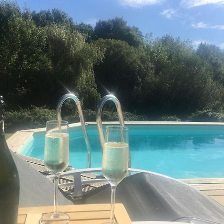 Bed and Breakfast Chez Broche Mazerolles  Exterior foto